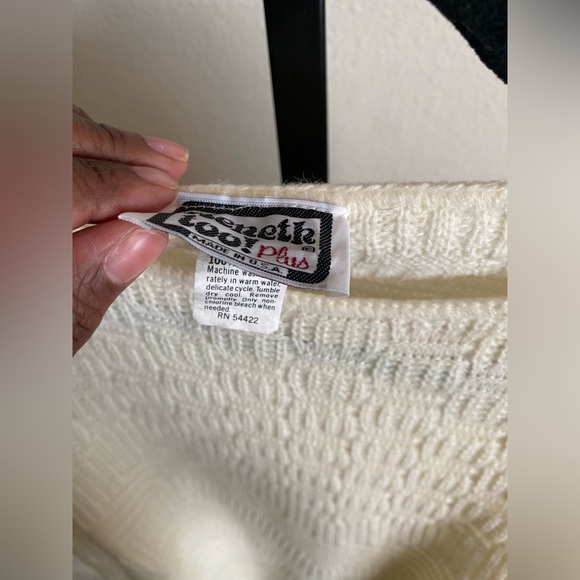 Kenneth II Plus Sweater - Picture 5 of 5